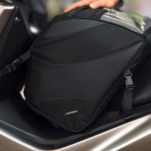 Tunnel King | Maleta Impermeable para Motocicleta tipo Scooter